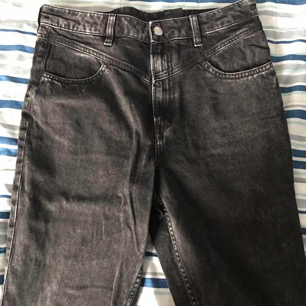 Black wash boyfriend jeans